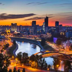 Jak po litewsku jest ile to kosztuje: Poradnik zakupowy na Litwie 2025