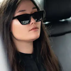  Okulary przeciwsłoneczne Celine - styl i elegancja w promocyjnych cenach