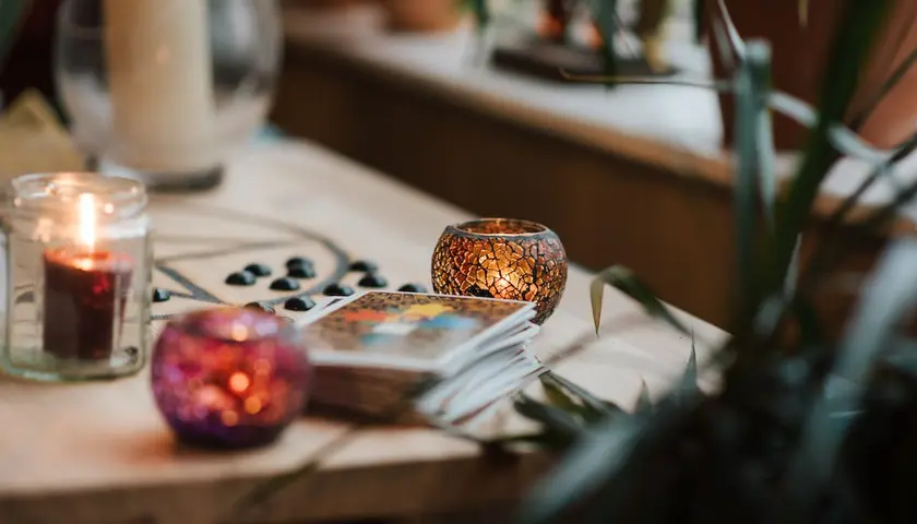  Tarot 6 denarów - jego znaczenie i praktyczne wskazówki