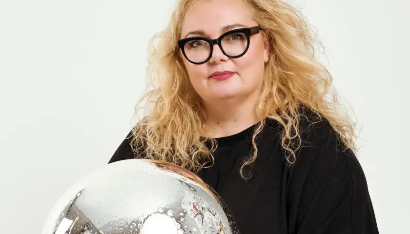 Tajemnicza Aleksandra Kujawska! Kim jest ta utalentowana aktorka?